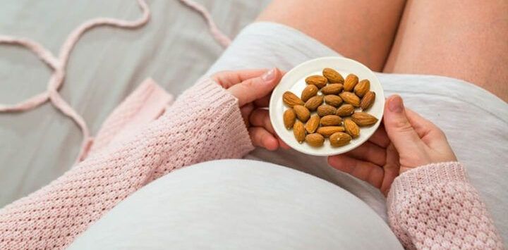 Mandeln in der Schwangerschaft machen dein Baby schlau