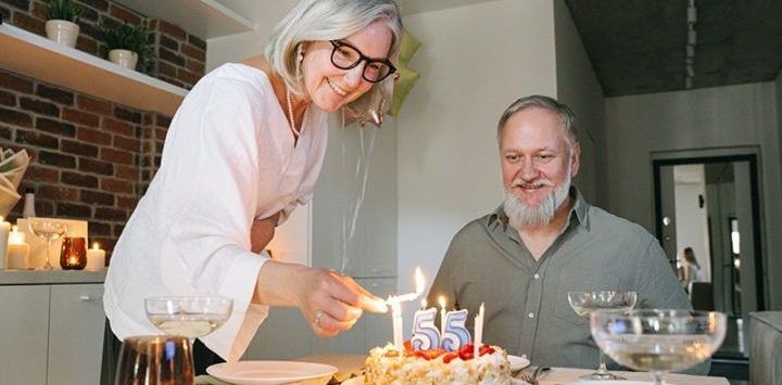 Glückwünsche zum 55. Geburtstag – Sprüche für einen jugendlichen Geist